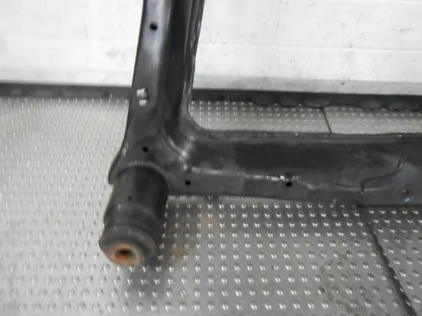 OEM 4x4OE002765 etuakseli Nissan Maximalla image 3