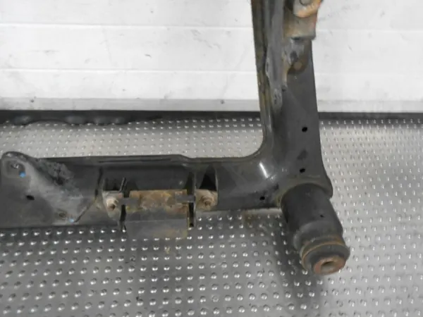 OEM 4x4OE002765 etuakseli Nissan Maximalla image 4