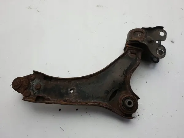 Volvo XC60 2016 Braccio Inferiore Anteriore Sinistro image 2