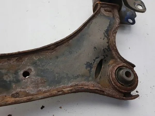 Volvo XC60 2016 Braccio Inferiore Anteriore Sinistro image 5