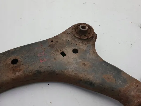 Volvo XC60 2016 Braccio Inferiore Anteriore Sinistro image 8