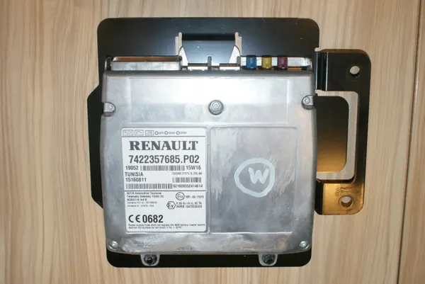Contrôleur GPS Renault OEM 7422357685.P02 image 2