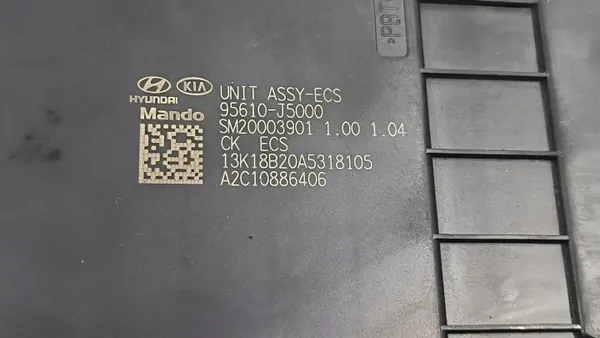 Kia Stinger 2019 Käytetty Ohjausyksikkö OEM 95610J5000 image 4