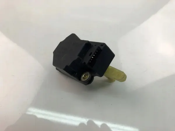 Lämmitysventtiili OEM 74932H Volvo XC90:lle image 2