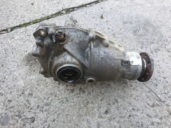 BMW Voordifferentieel 2.81 OEM 7591995 voor F10 F11 F20 F30 image 3