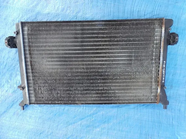 Vattensradiator VW Passat B6 1.6 FSI image 3