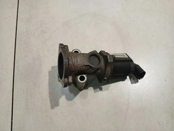 Válvula EGR Alfa Romeo Mito 1.3 Multijet Opel Astra H Corsa C 1.3 CDTi RI 9086 image 2