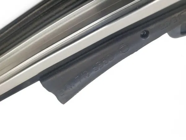Oikea kattolista OEM 7196360 BMW 5 GT F07:lle image 4