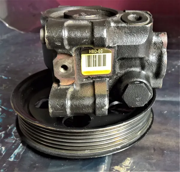 Bomba hidráulica Ford OE 1357641 image 7