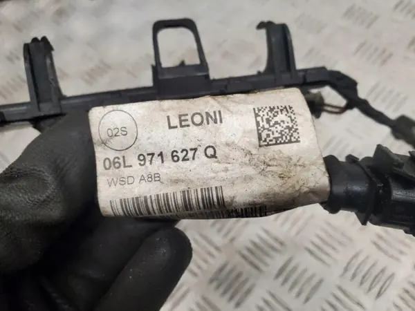 Conduites d'injecteur OEM 06L971627Q pour Audi Q5 2.0L image 4