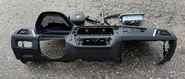 Tableau de bord BMW F220kpkokbnalci console LCI airbag image 6