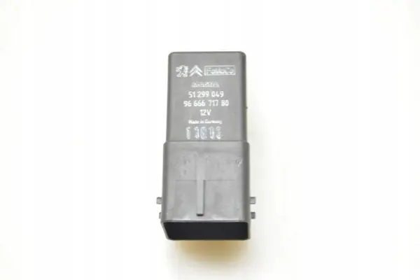 Käytetty hehkutulppa OEM 51299049 Citroën C5 III 1.6L image 2
