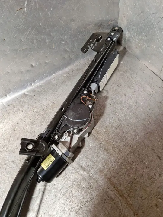 Motor do Mecanismo da Porta Traseira Direita Chrysler Pacific II 16-23 OEM PN5926736AB image 3