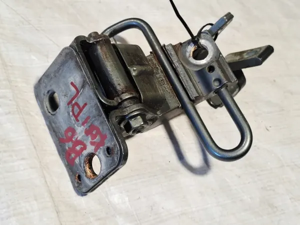 Voorlinker Deurscharnier OEM 3C8831411A VW Passat B6 image 5