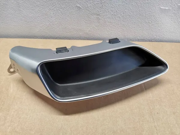 Cache de pare-chocs arrière Audi A4 B9 OEM 8W0253826L image 2