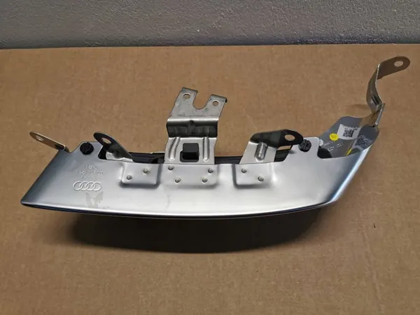 Cache de pare-chocs arrière Audi A4 B9 OEM 8W0253826L image 5
