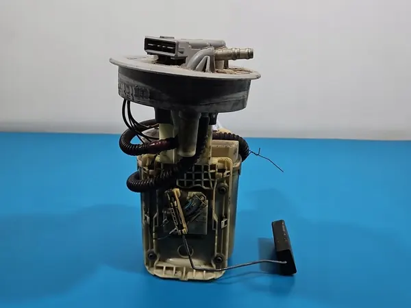 Brandstofpomp Drijver Skoda Felicia 1.3 MPI image 3