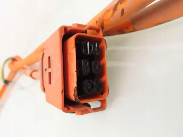 BMW i3 Batterieladeanschluss OEM 9270565 - Gebraucht image 5