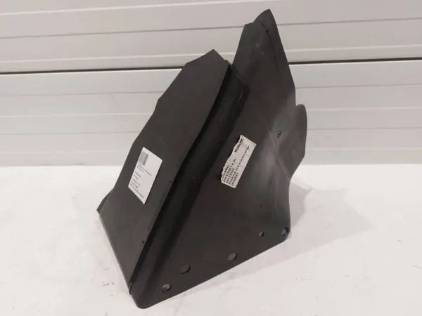 Vasen intercooler-ilmaopas OEM 84173322 - Chevrolet image 3