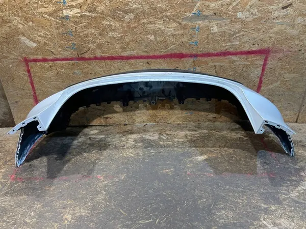 Paraurti posteriore Tesla Model Y 2020-2025 image 5