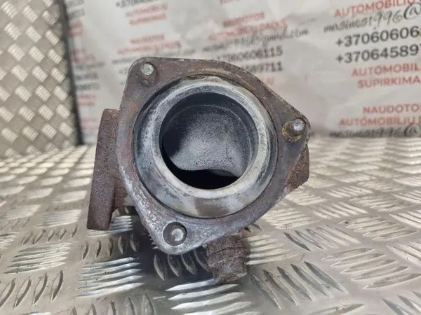 Pakoputken keräin OEM 078253033AE Audi A4 2.8L image 6