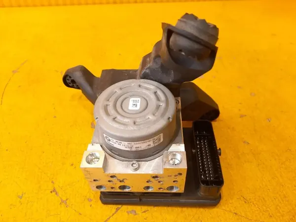 ABS-pomp OEM 6895503 6895504 voor BMW 2 F46 image 2