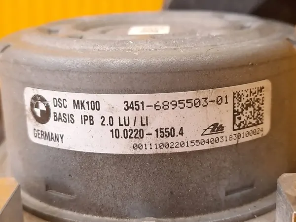 ABS-pomp OEM 6895503 6895504 voor BMW 2 F46 image 3