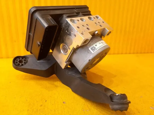 ABS-pomp OEM 6895503 6895504 voor BMW 2 F46 image 5