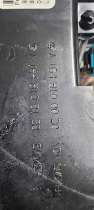 OEM 1648100030 instrumentbräda askkopp Mercedes ML W164 image 3