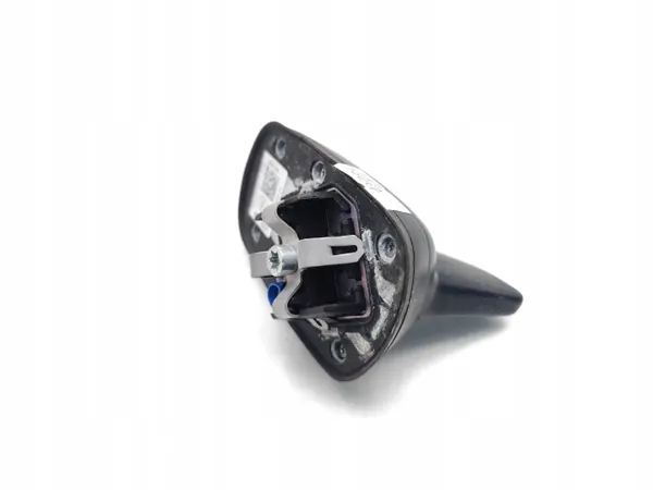 Skoda Superb Radioantenne OEM 5Q0035507A (2016-2024) image 6