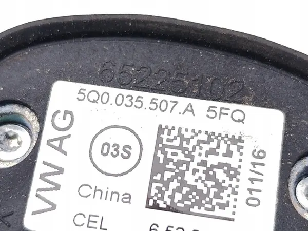 Skoda Superb Radioantenne OEM 5Q0035507A (2016-2024) image 7