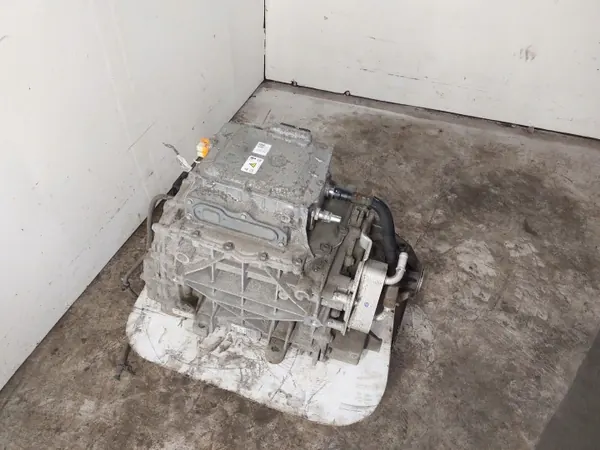 Motor elétrico Ford Mustang Mach-E usado OEM LJ9P7P500AF image 2