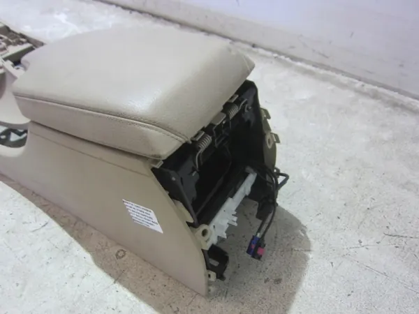 OEM 51169360529 Túnel Apoio de Braço BMW Couro Bege image 4