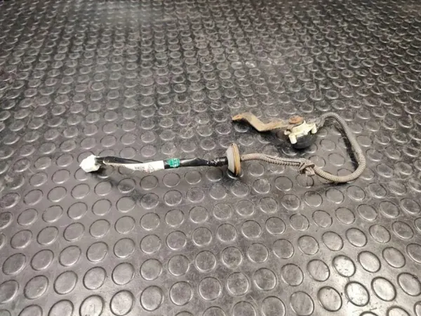 Xenon-ajovalon Tasonanturi OEM 8303-A052 image 4