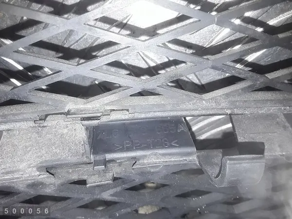 Griglia paraurti centrale VW TOUAREG 2005 7L6853665A image 3