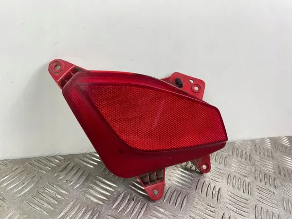 Reflector faro trasero Hyundai OEM FOB27775 - Usado image 2