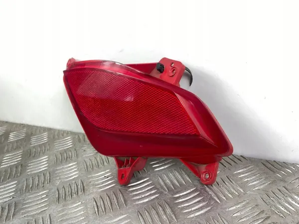 Reflector faro trasero Hyundai OEM FOB27775 - Usado image 3