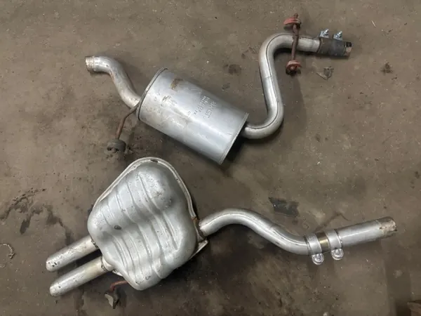 OEM Skoda Octavia II Lift 1.4 TSI Bak- & Mittljuddämpare image 2