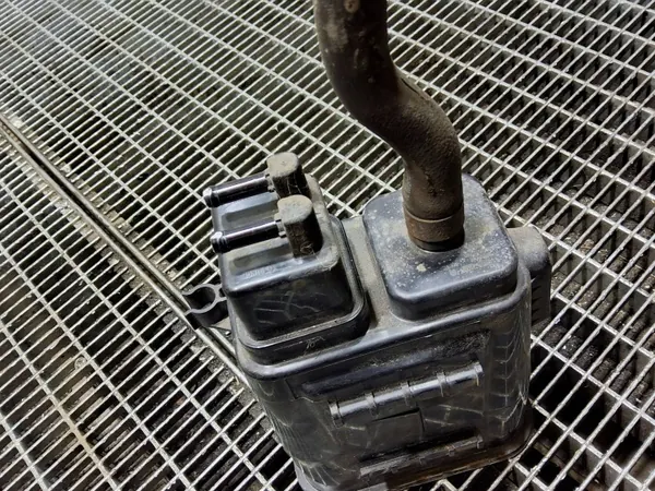 Kraftstoffdampf-Filter OEM 314201J000 für Hyundai image 3