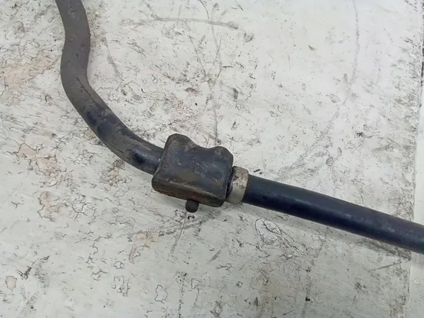 OEM JUR194252 Etustabilisaattori Toyota Priukselle image 3