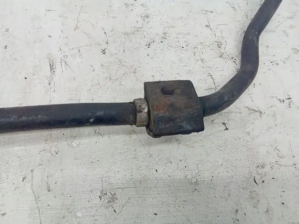 OEM JUR194252 Etustabilisaattori Toyota Priukselle image 4