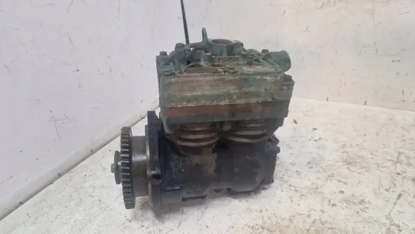 Volvo FH4 FM Luftkompressor OEM 22147350 - Begagnad image 3