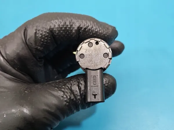 Capteur de pression d'huile OEM 06K115243T Audi image 6