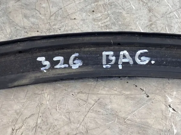 2021 SsangYong Korando Joint de Porte Arrière image 2