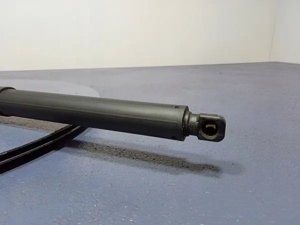 MERCEDES GLS X167 Takaluukun Aktuaattori A1678901200 image 3