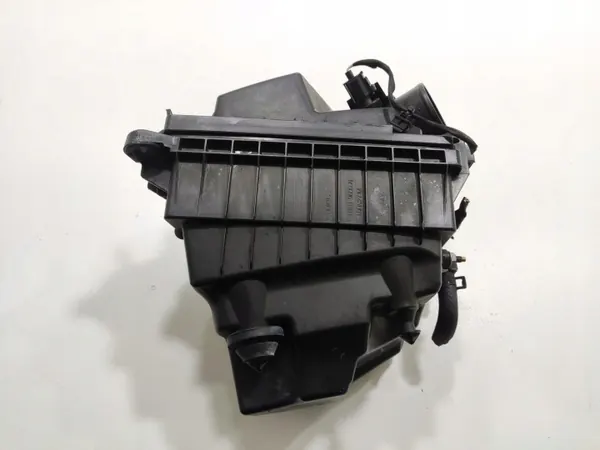 Caixa Filtro Ar OEM H1B1-9600-AE Ford Fiesta MK8 image 4