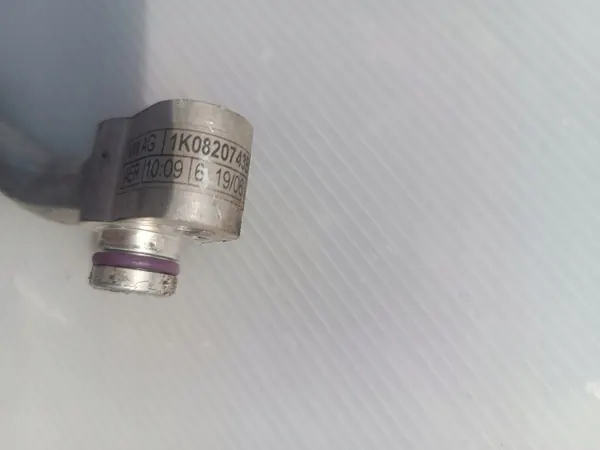 VW AUDI SKODA SEAT Ilmastointiputki 1K0820743B image 3