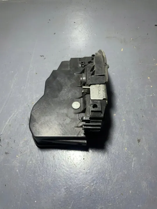 BMW Oil Pump OEM 7501569 for 5 Series E39 2.2L image 4