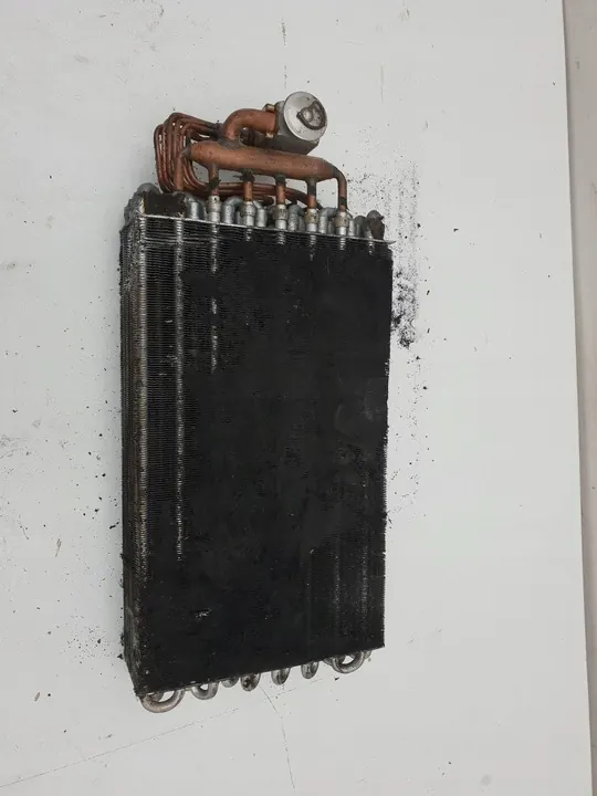 Evaporador de ar condicionado BMW E31 E32 E34 OEM 64118391277 image 3