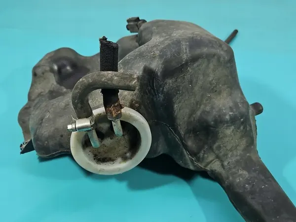 Depósito de líquido limpiaparabrisas Mercedes E W212 A2048690200 image 3